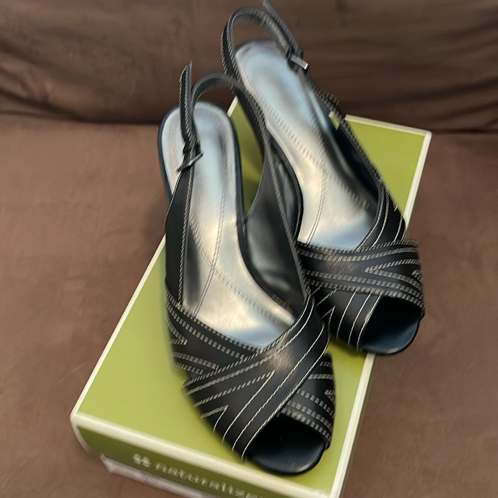 Great heels for dressing up a summer dress!